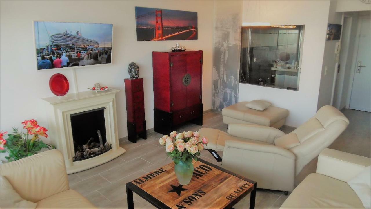 Apartment Luxussuite 1a Meerblick, Maritim Residenz, 22er Stock, Modernes Styling, Am