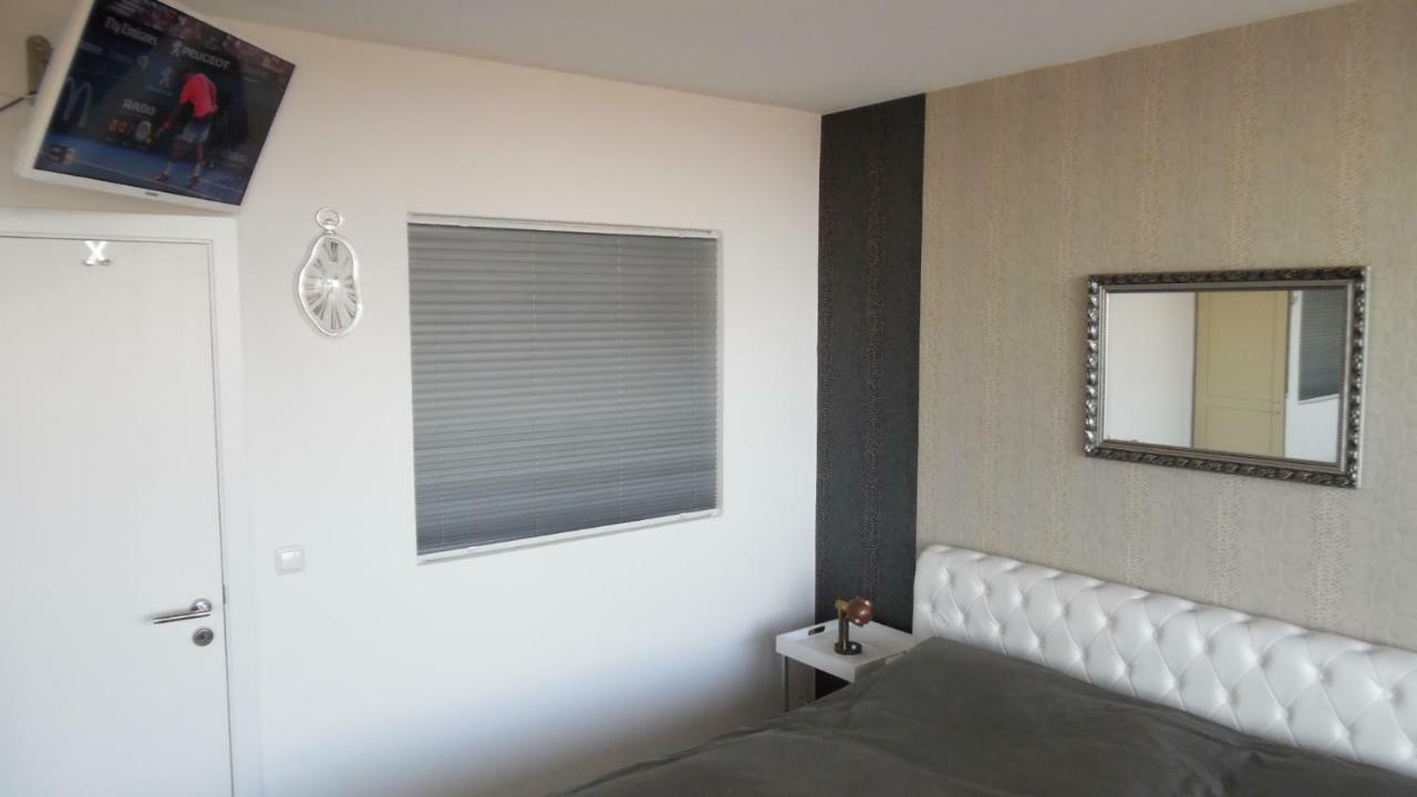 Apartment Luxussuite 1a Meerblick, Maritim Residenz, 22er Stock, Modernes Styling, Am
