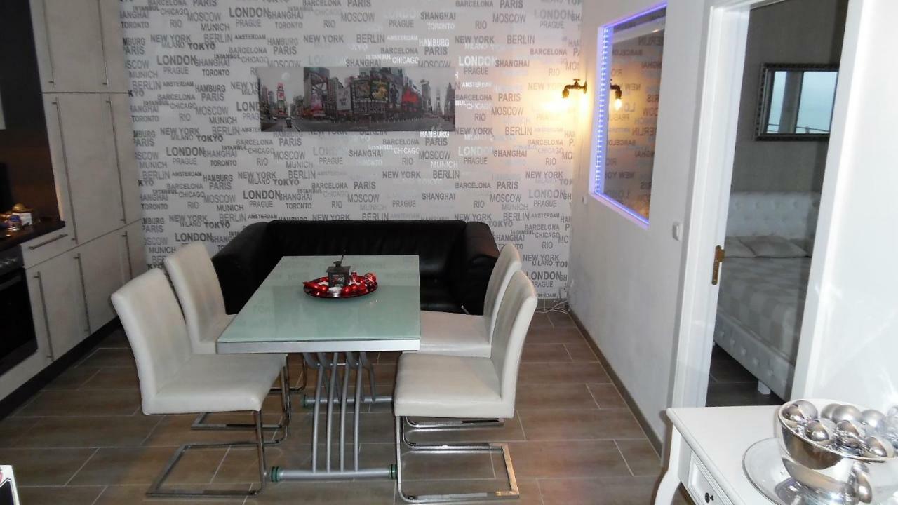 Luxussuite 1a Meerblick, Maritim Residenz, 22er Stock, Modernes Styling, Am * Lübeck