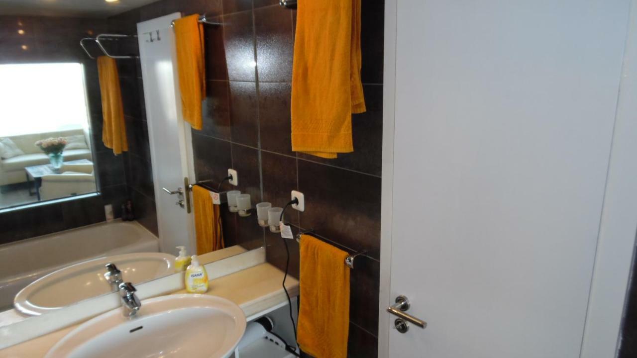 Luxussuite 1a Meerblick, Maritim Residenz, 22er Stock, Modernes Styling, Am Lübeck