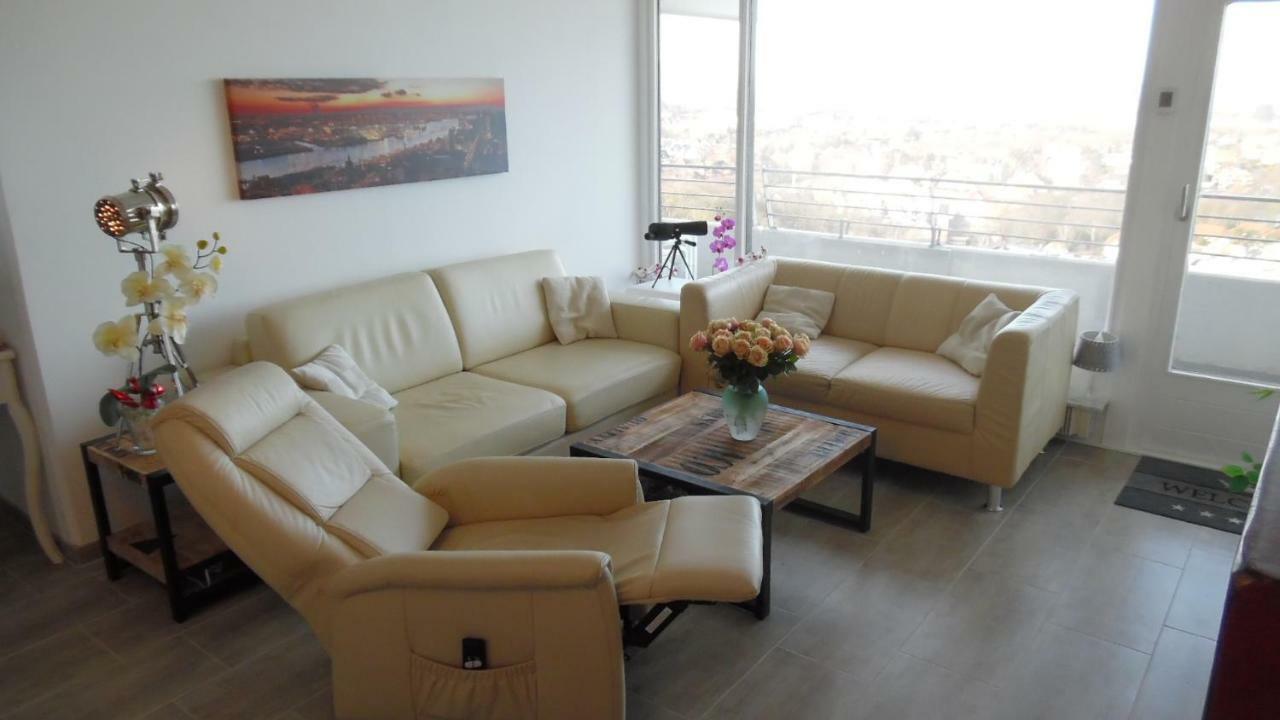 Apartment Luxussuite 1a Meerblick, Maritim Residenz, 22er Stock, Modernes Styling, Am