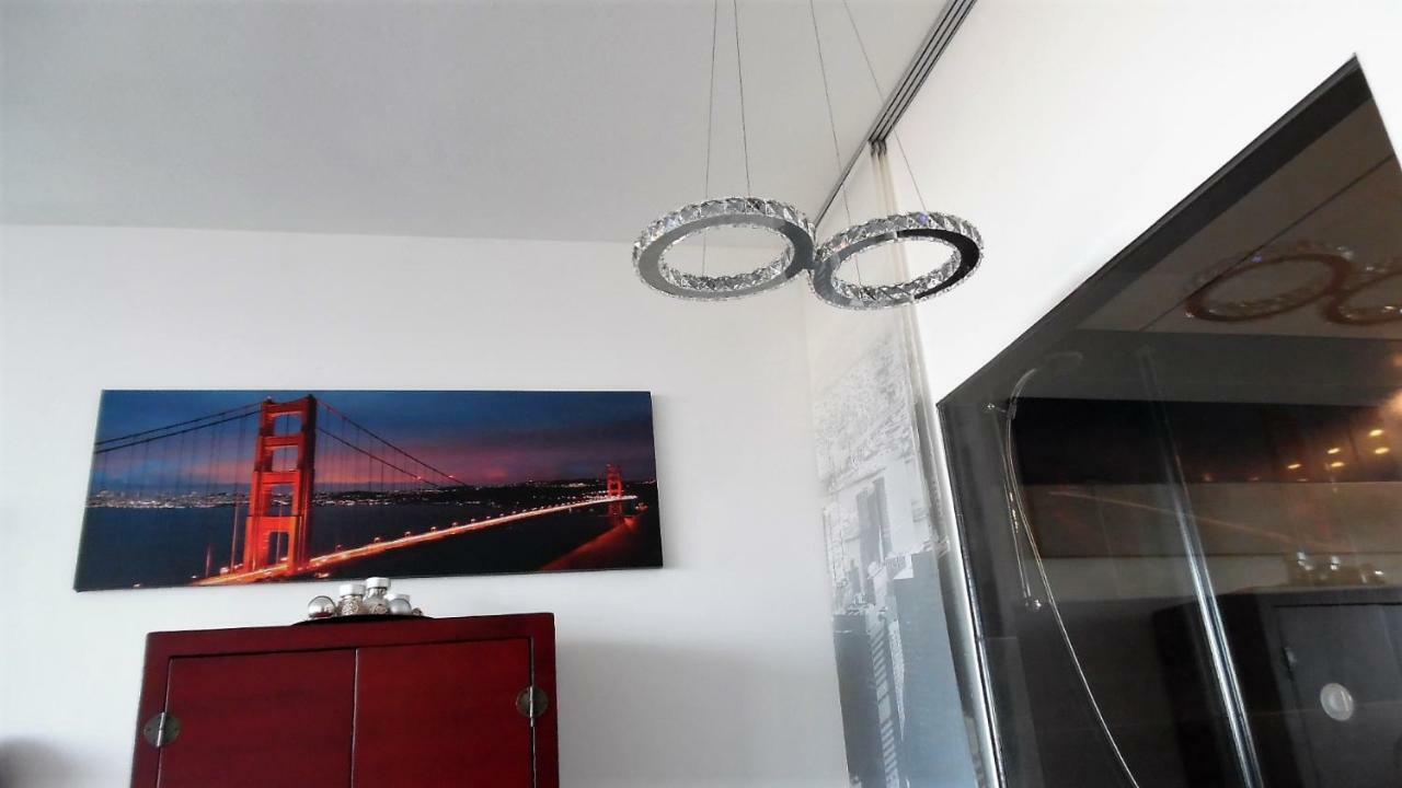 Luxussuite 1a Meerblick, Maritim Residenz, 22er Stock, Modernes Styling, Am Lübeck